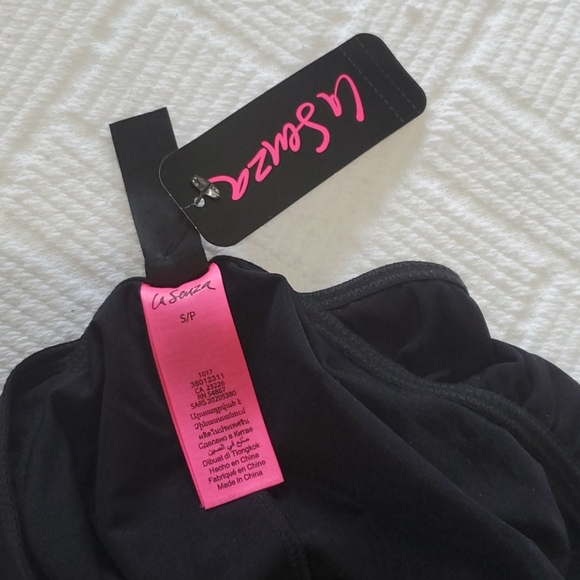 This one will take their breath away - Picture 6 of 7